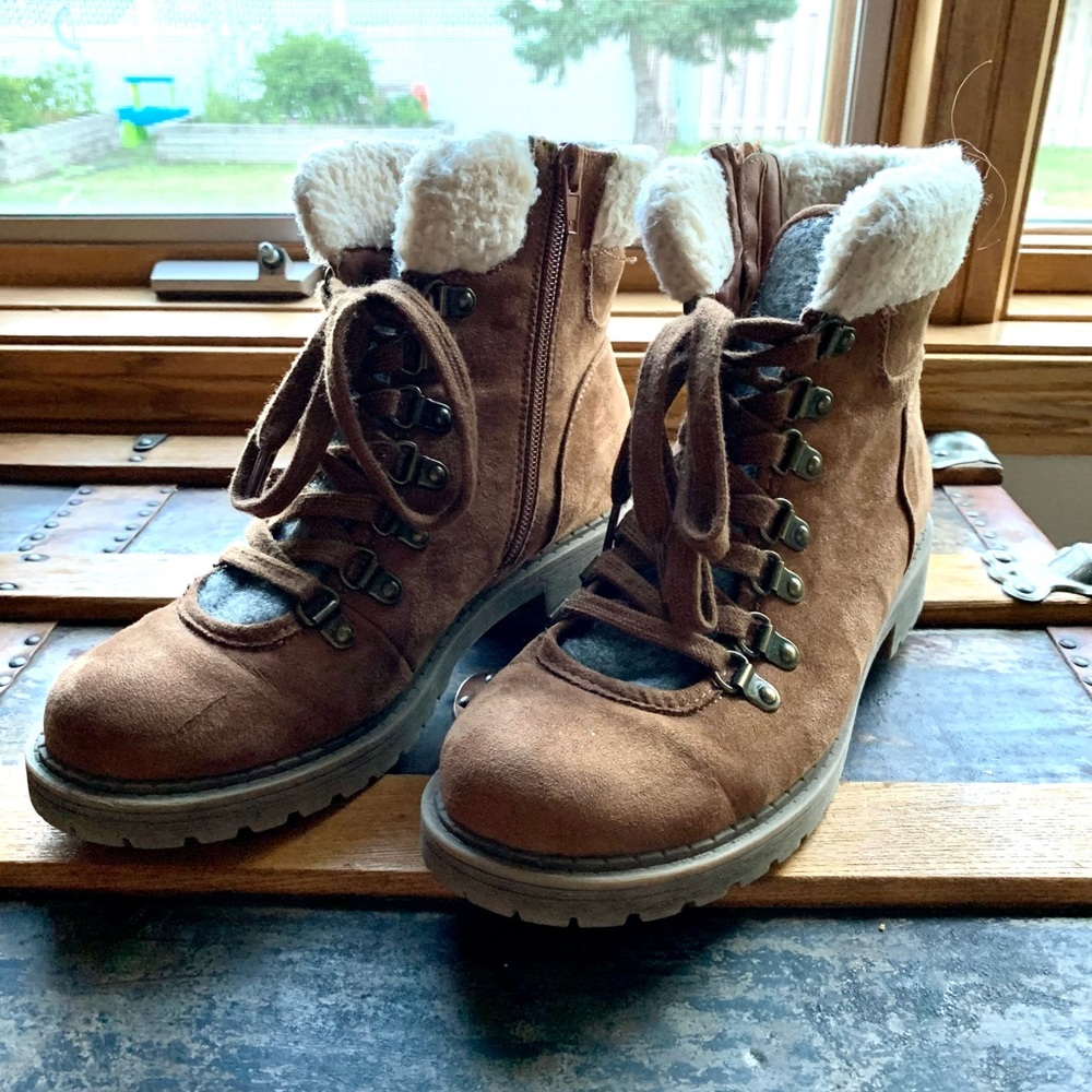 Crown Vintage Bootie